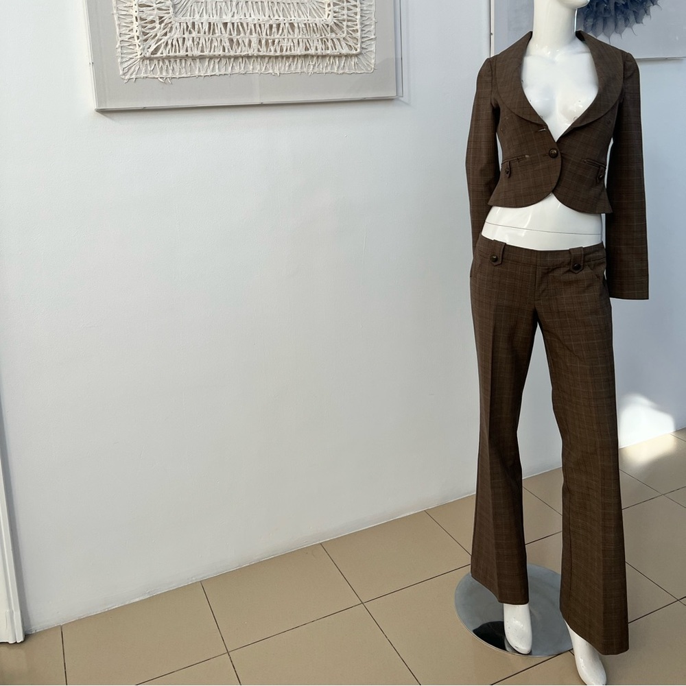 Used bottoms: size 27 blazer size xs